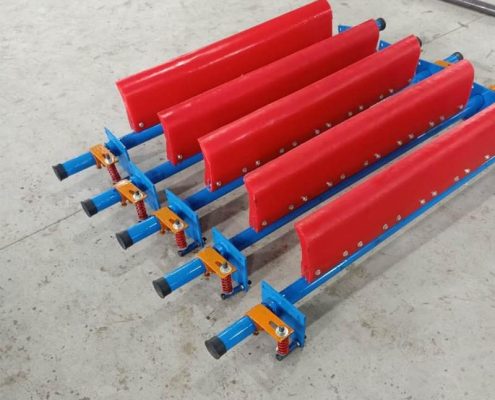 Polyurethane conveyor cleaner1