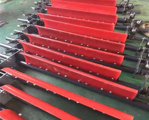Polyurethane conveyor cleaner2