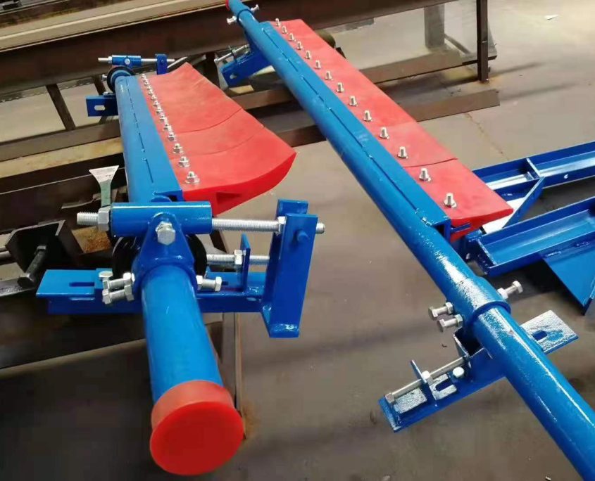 Polyurethane conveyor cleaner5