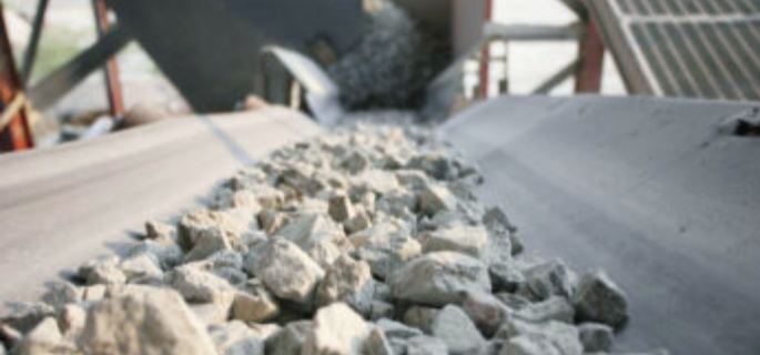 Maintenance Tips of Conveyor Belt for Stone Crusher Operations