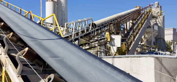 10 Case Studies on Engineering Science and Application Design for Belt Conveyors